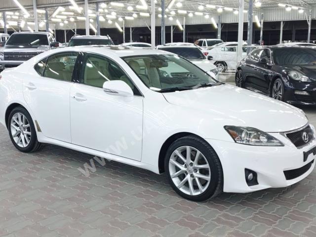 Lexus - IS for sale in Ajman